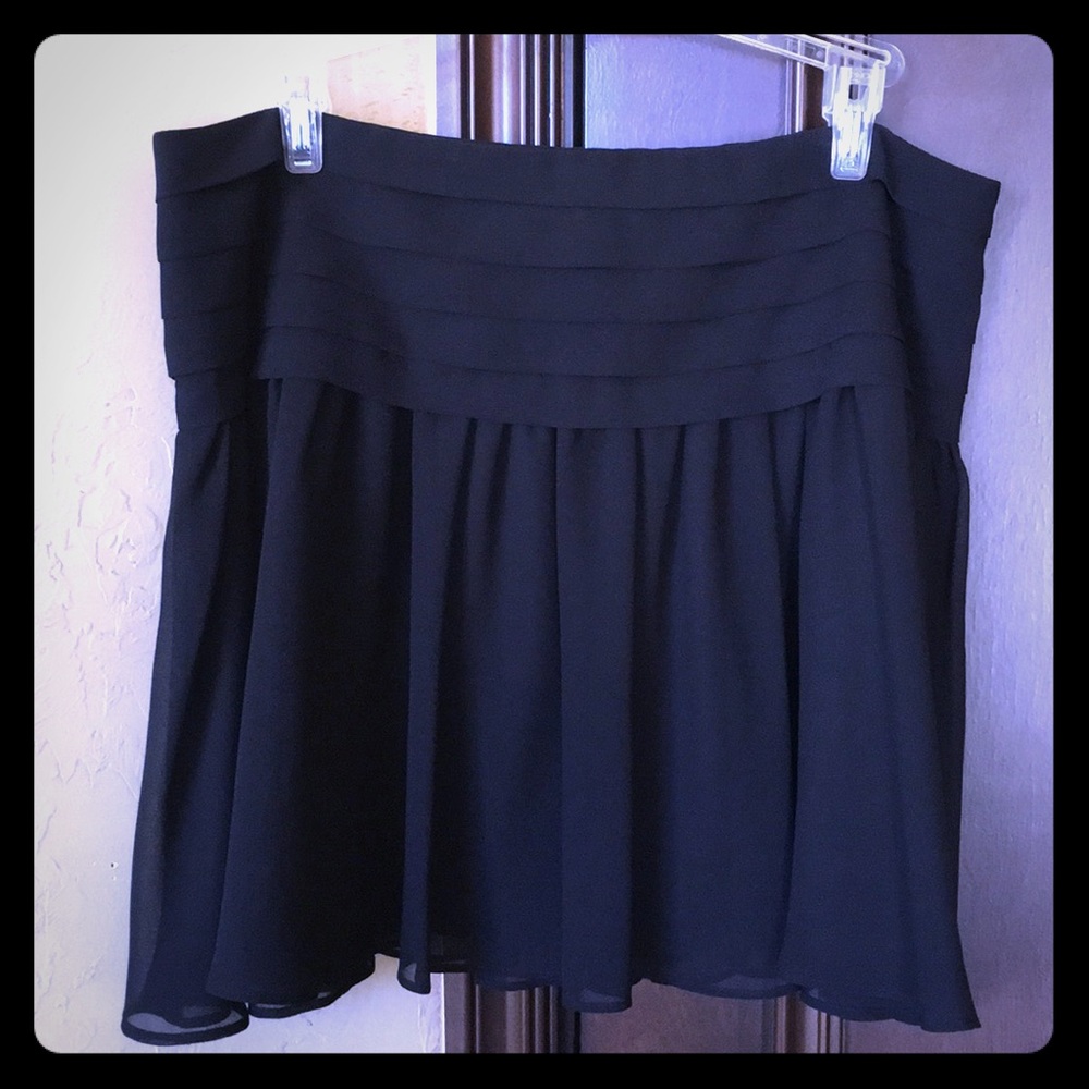 Black Express chiffon-feel mini skirt